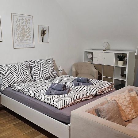 Modern Studio Near Duesseldorf Airport & Messe/Fair Meerbusch Eksteriør billede