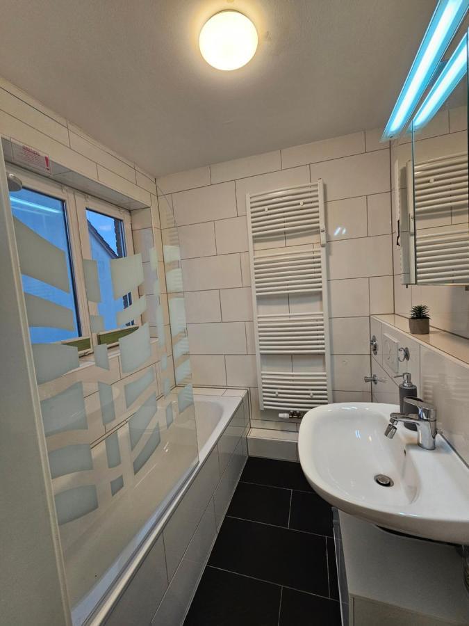 Modern Studio Near Duesseldorf Airport & Messe/Fair Meerbusch Eksteriør billede