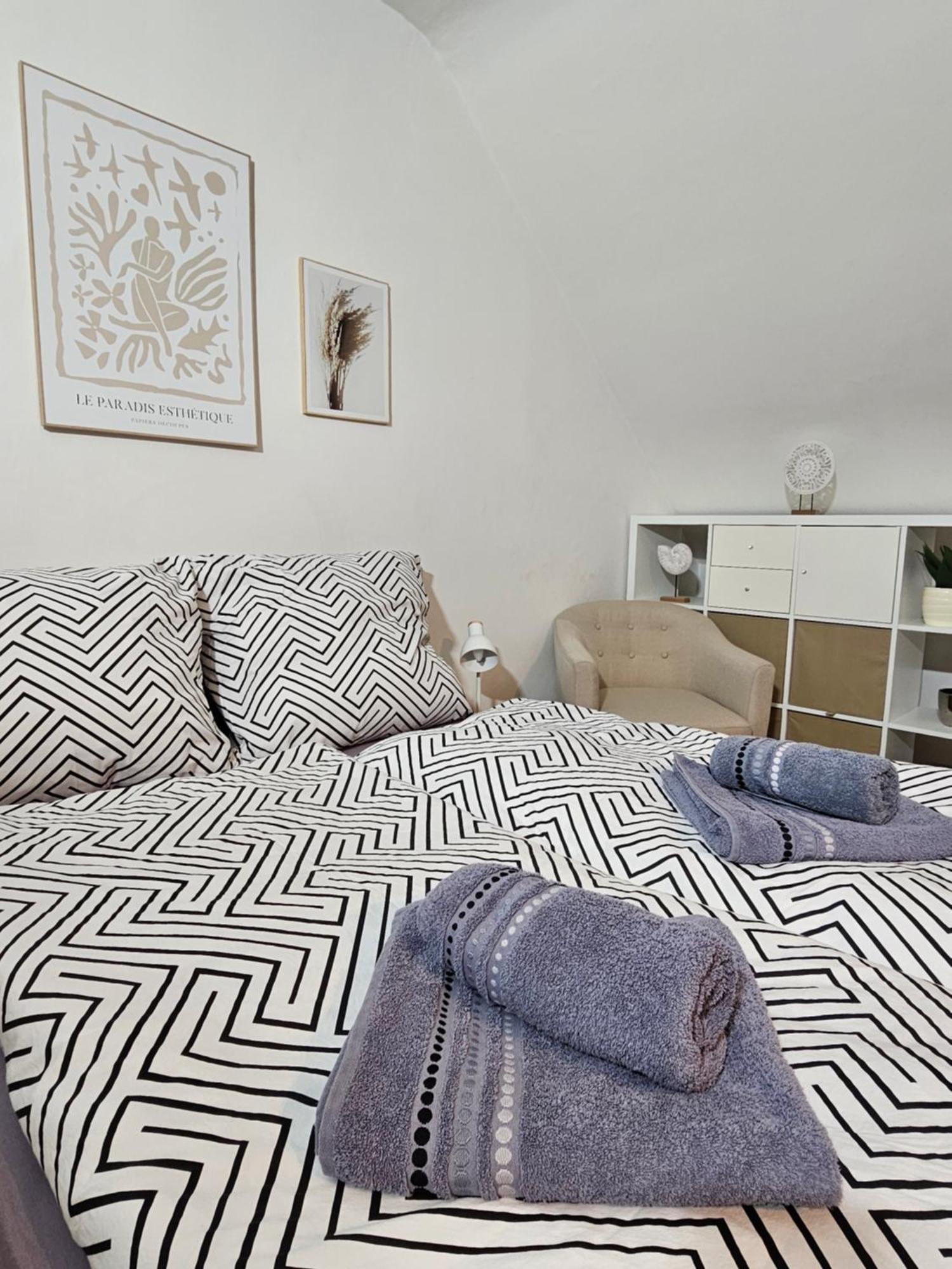 Modern Studio Near Duesseldorf Airport & Messe/Fair Meerbusch Eksteriør billede