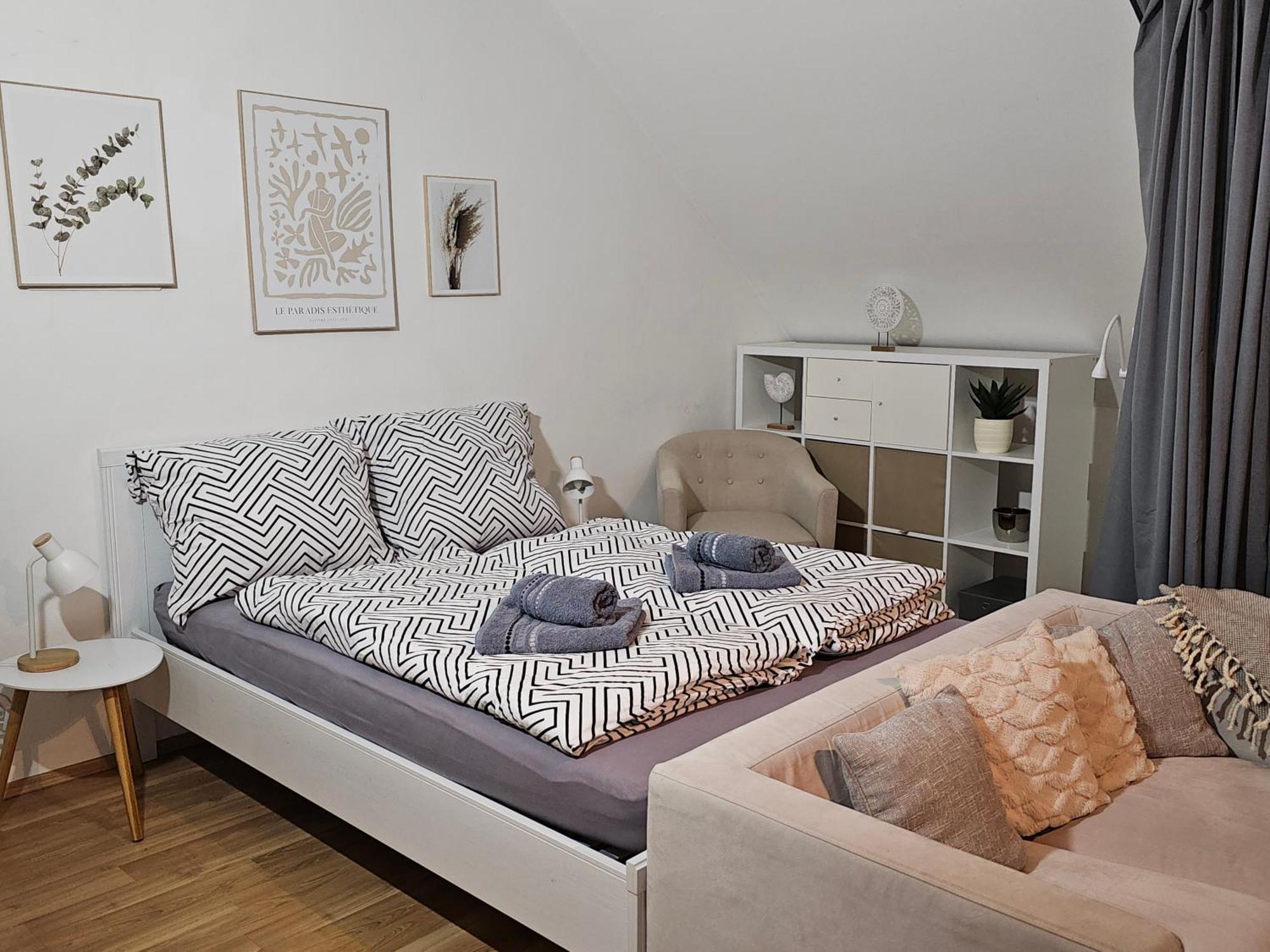 Modern Studio Near Duesseldorf Airport & Messe/Fair Meerbusch Eksteriør billede